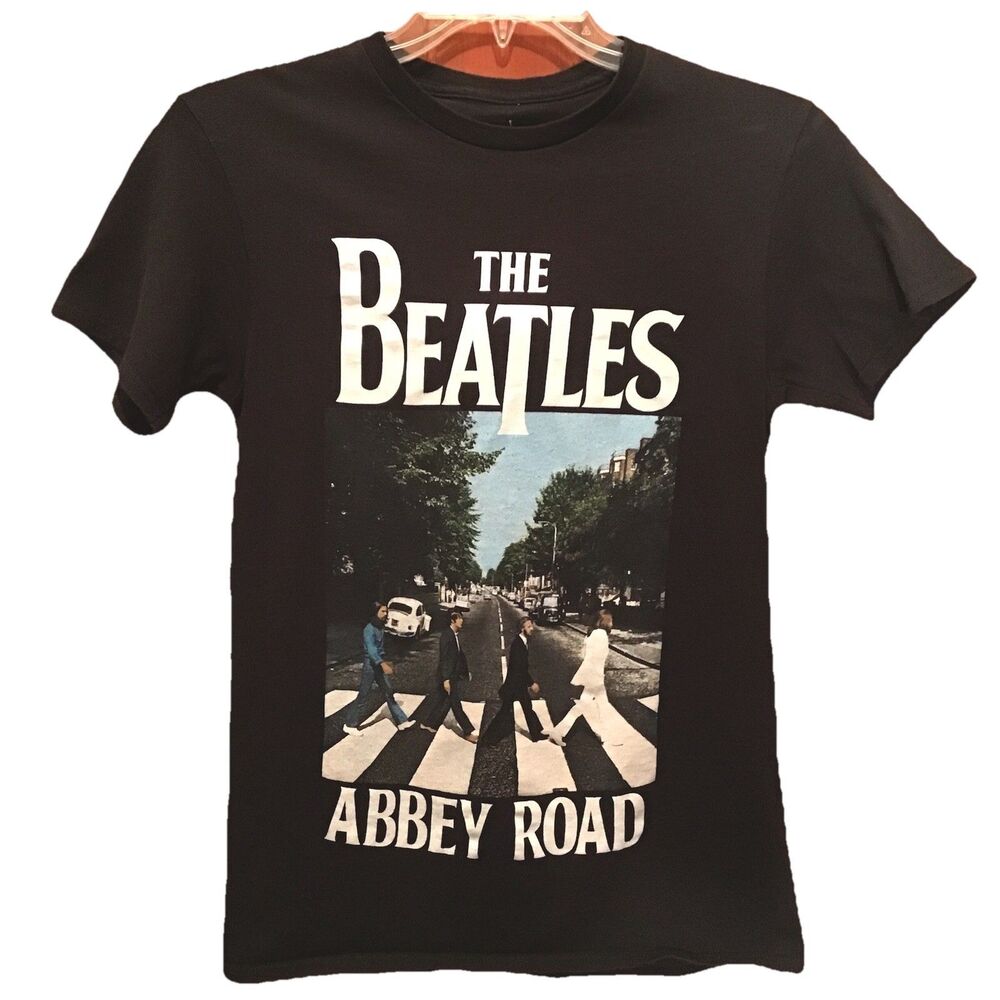 Beatles Abbey Road Band Hybrid Small Graphic Crew Neck Colorized  Black T Shirt